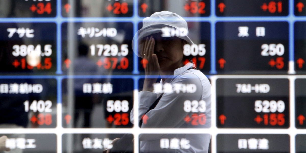 Asian shares climb, oil holds gains as markets eye Iran talks, central bank moves