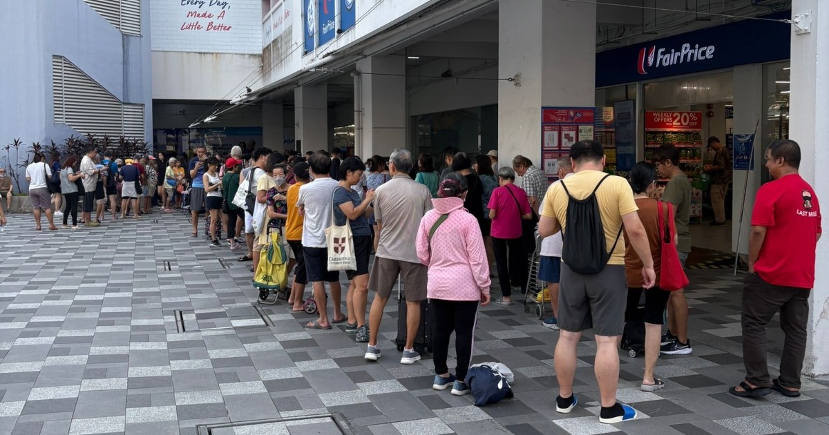 Gone within an hour: Shoppers snap up $1.95 durians at FairPrice
