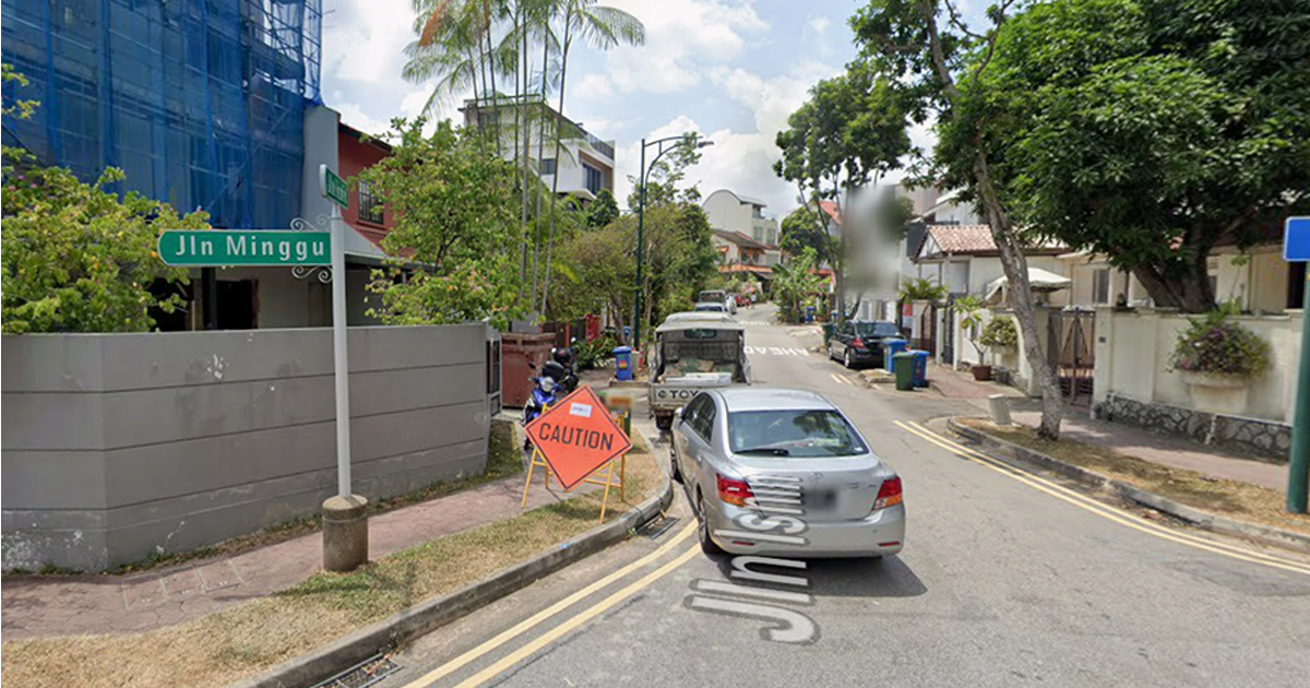 Police arrest woman sleeping in parked car in Sin Ming; suspected drugs, vapes found