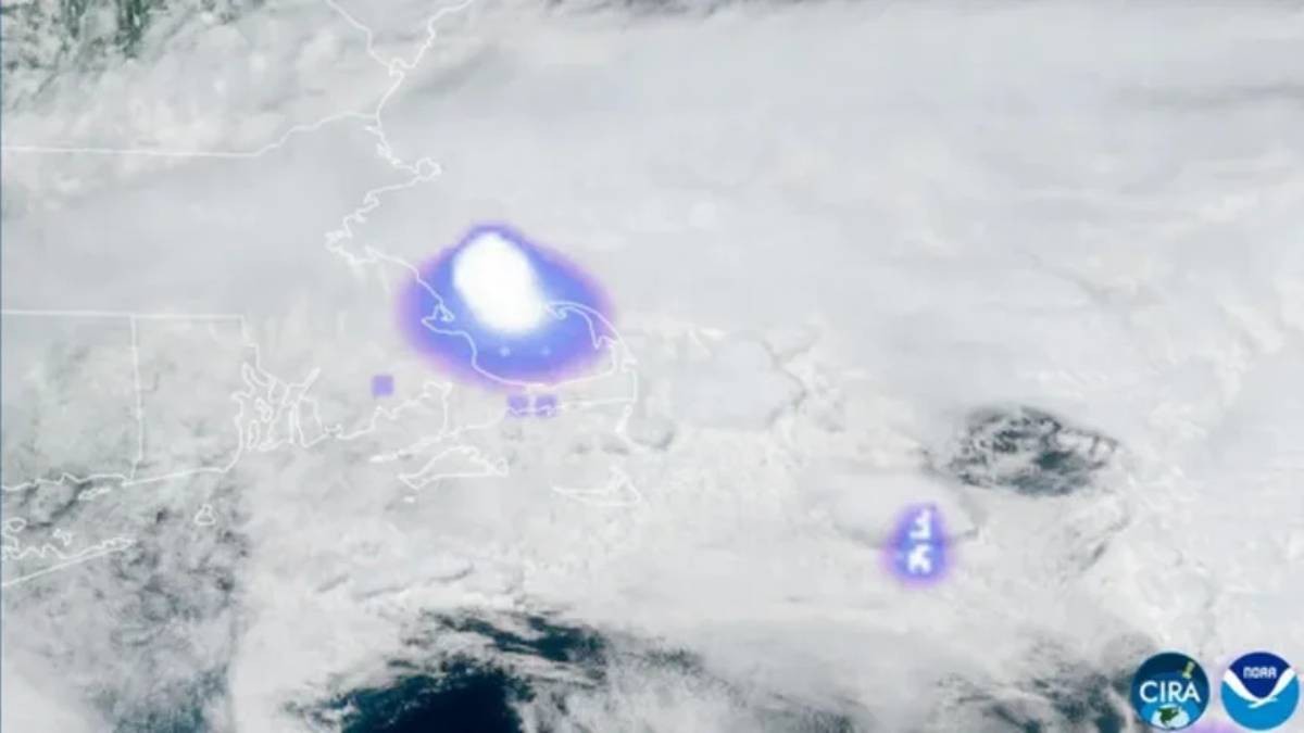 Meteor over Massachusetts causes explosion reports, sightings from Delaware to Montreal