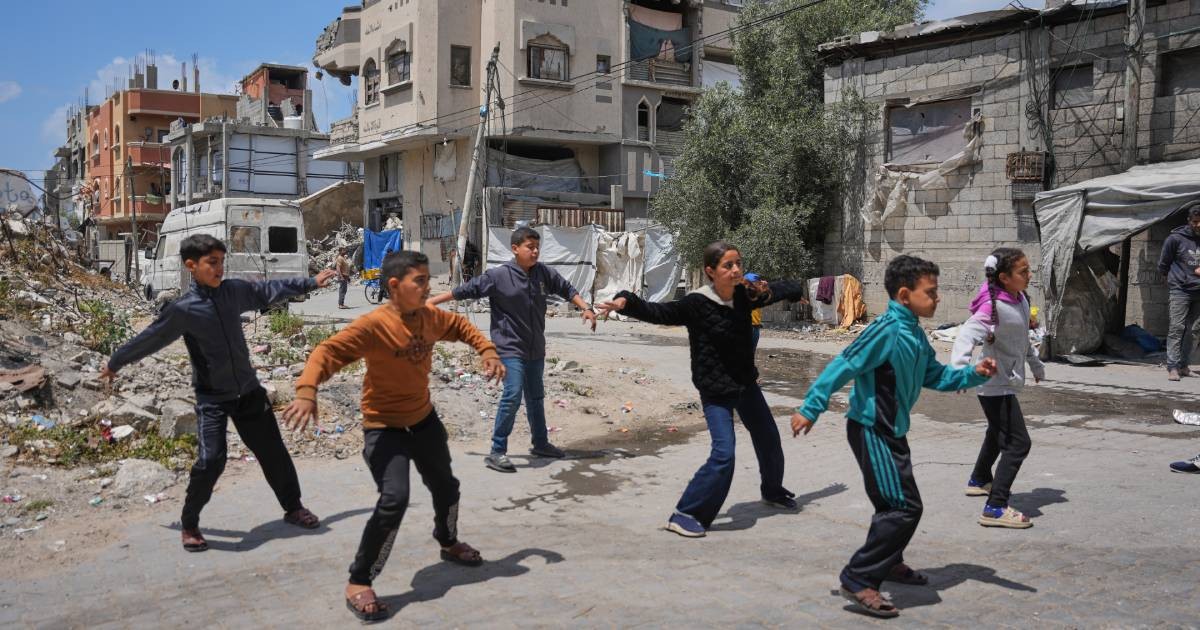 In Gaza, some Palestinian children find respite and catharsis in breakdancing
