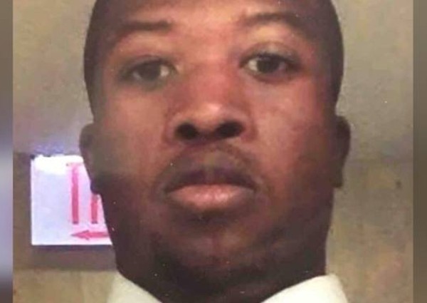 US policeman fatally shoots black security guard who detained gunman