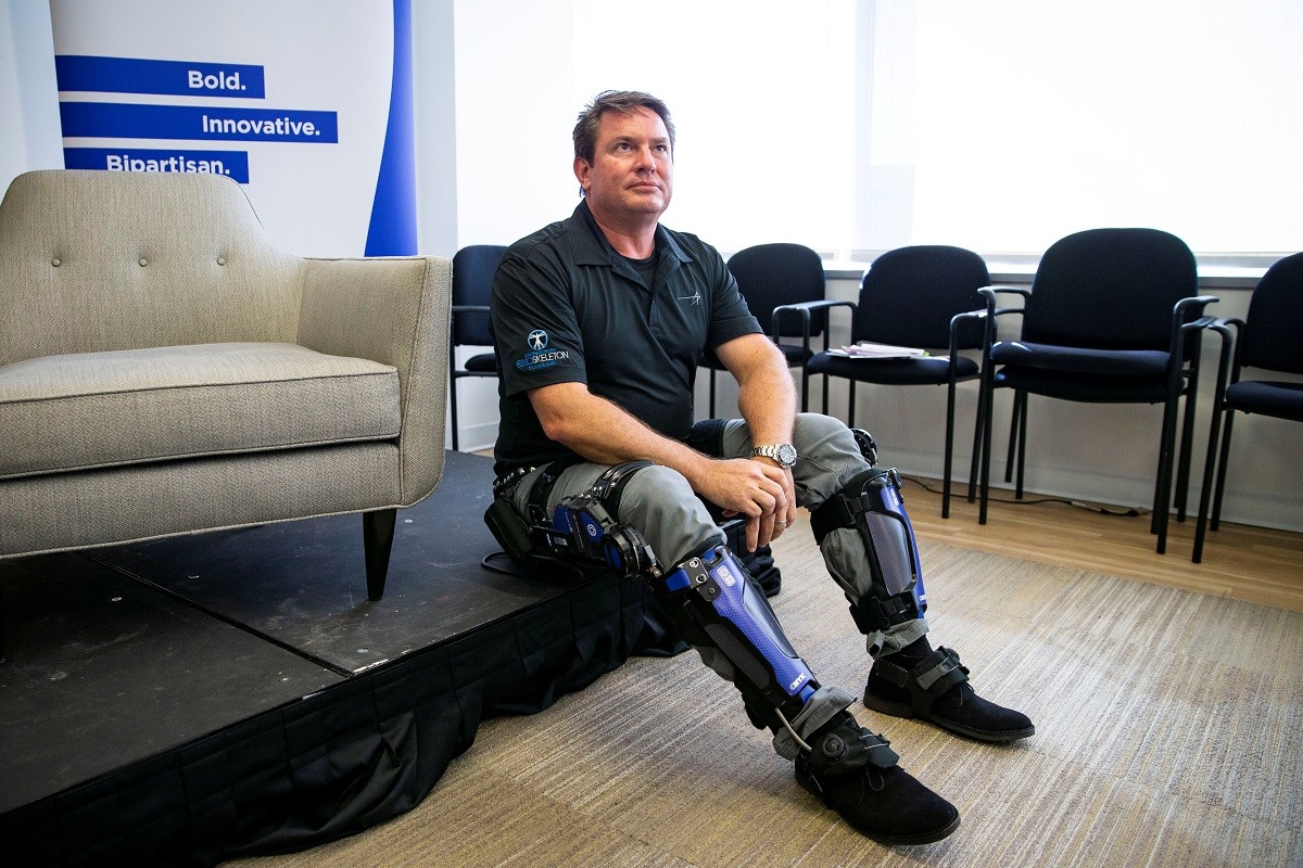 Pentagon looks to exoskeletons to build 'super-soldiers'