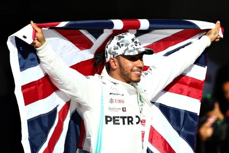 Lewis Hamilton wins sixth Formula One world title at US Grand Prix