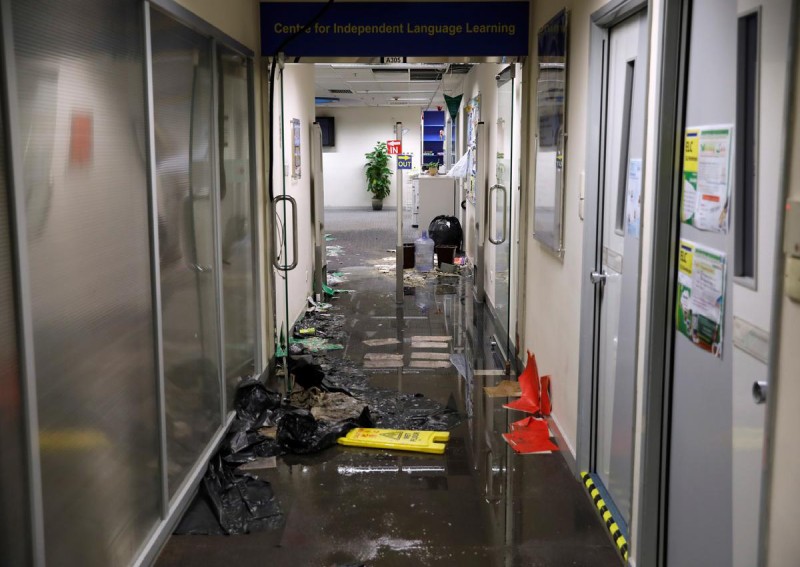 Hong Kong university siege winds down as hunt for protesters comes up empty