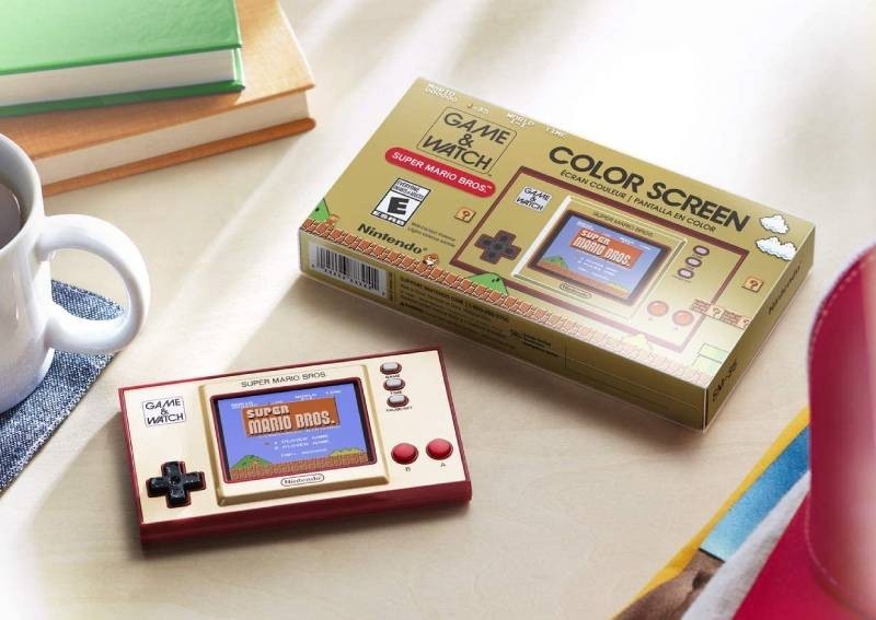 Hacked Nintendo Game & Watch runs Doom, The Legend of Zelda, and more