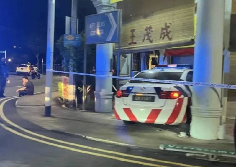 Driver arrested after he crashes into police car in Jalan Besar, officer taken to hospital
