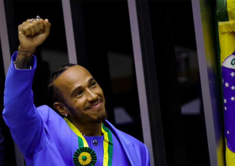 'Now I'm one of you,' Lewis Hamilton tells Brazil as he becomes honorary citizen