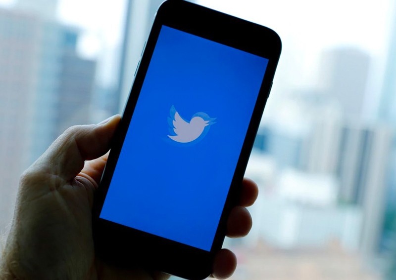 Twitter engineer says he was fired for helping coworkers who faced layoffs