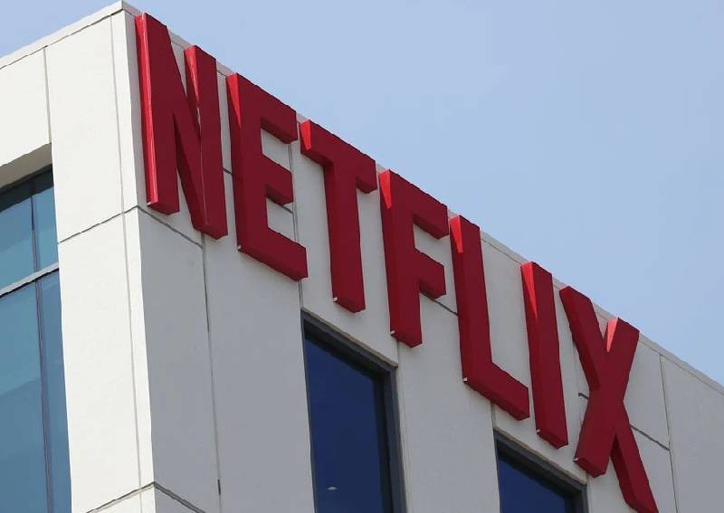 Netflix explores investing in live sports, bids for streaming rights: WSJ