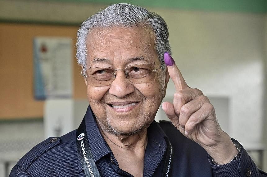 Malaysia election 2022: Former PM Mahathir loses seat in Langkawi, his first electoral defeat since 1969