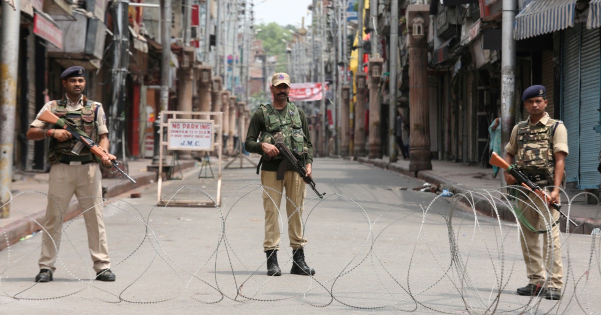 11 injured in militant attack in India's Kashmir
