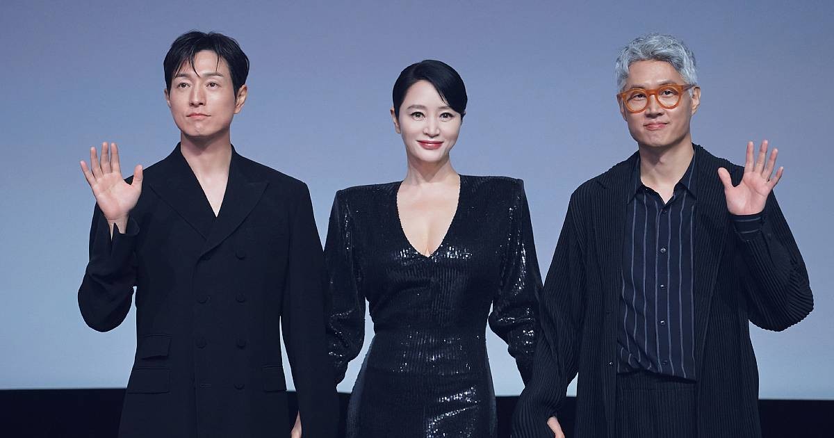 Kim Hye-soo endured thigh muscle injury while filming upcoming K-drama Unmasked