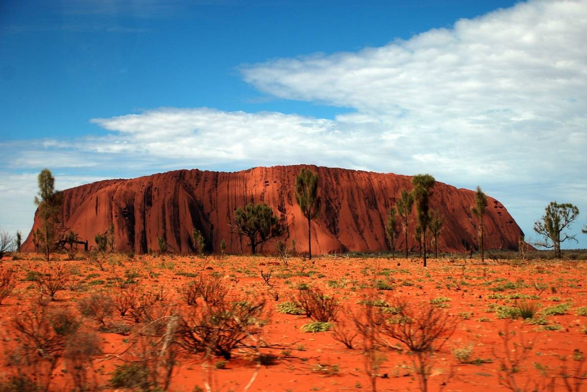 Thousands rush to climb Australia's Uluru ahead of ban