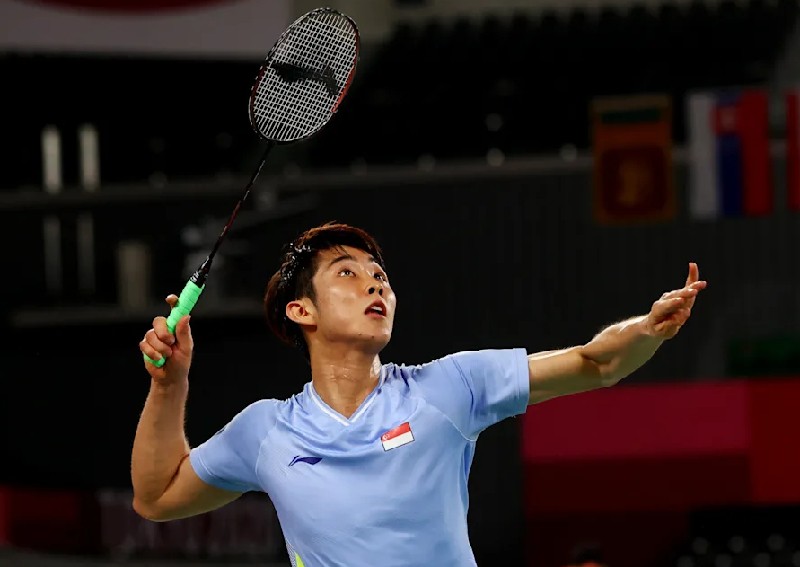 Loh Kean Yew upstages Viktor Axelsen at Denmark Open, will meet childhood rival Lee Zii Jia in semis