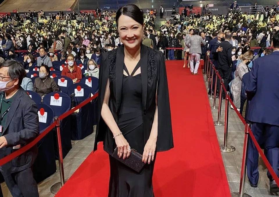 'More stressful to play beautiful character than ugly one': Hong Huifang on Ajoomma role