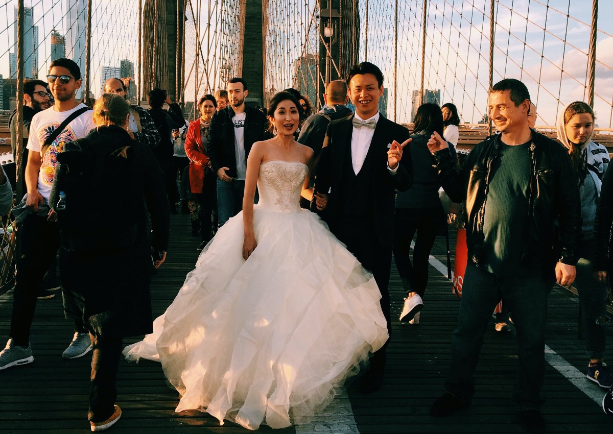 Low-cost overseas wedding shoot packages