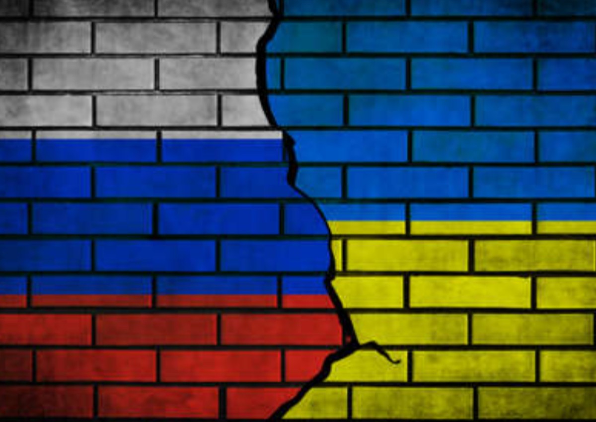 Russia destroys Ukrainian drones in Moscow region, flights disrupted