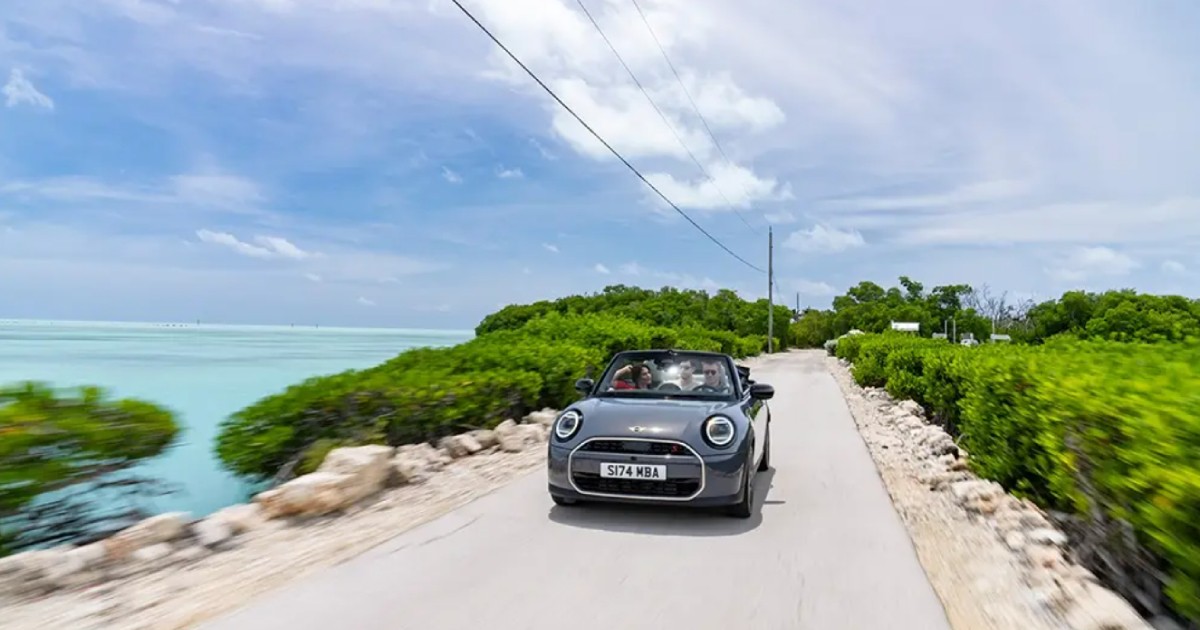Mini unveils new Cooper Convertible