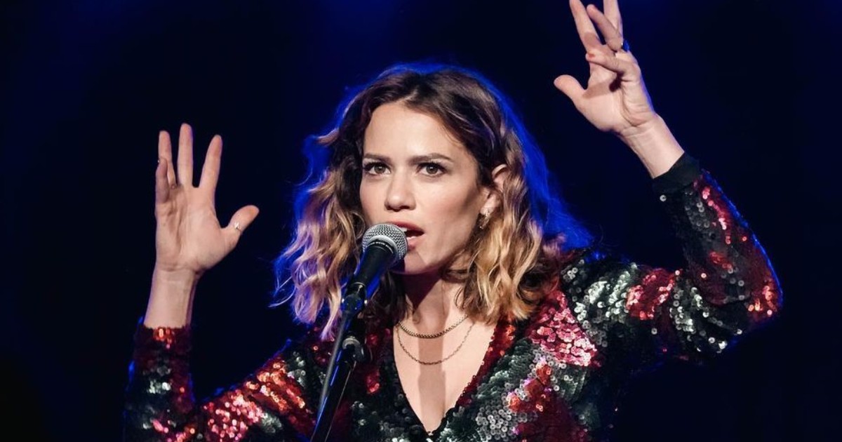 Bethany Joy Lenz in religious cult during initial years of stardom