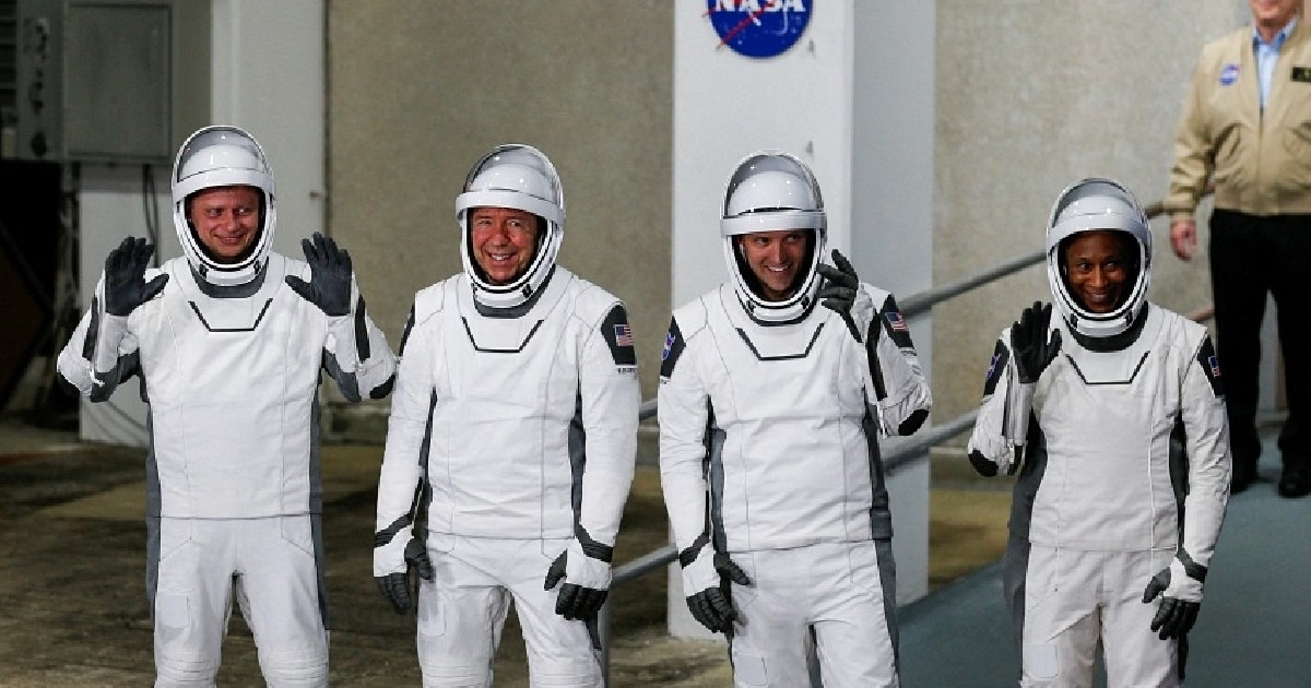 Nasa Astronaut Hospitalised After Return From Space Station World News Nasa Astronaut Hospitalised After Return From Space Station World News