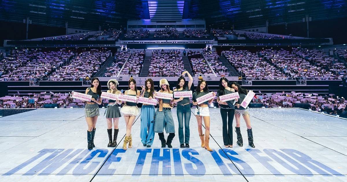 Twice spoil fans at Singapore concert with Jeongyeon's return, solo stages and a 360-degree setup