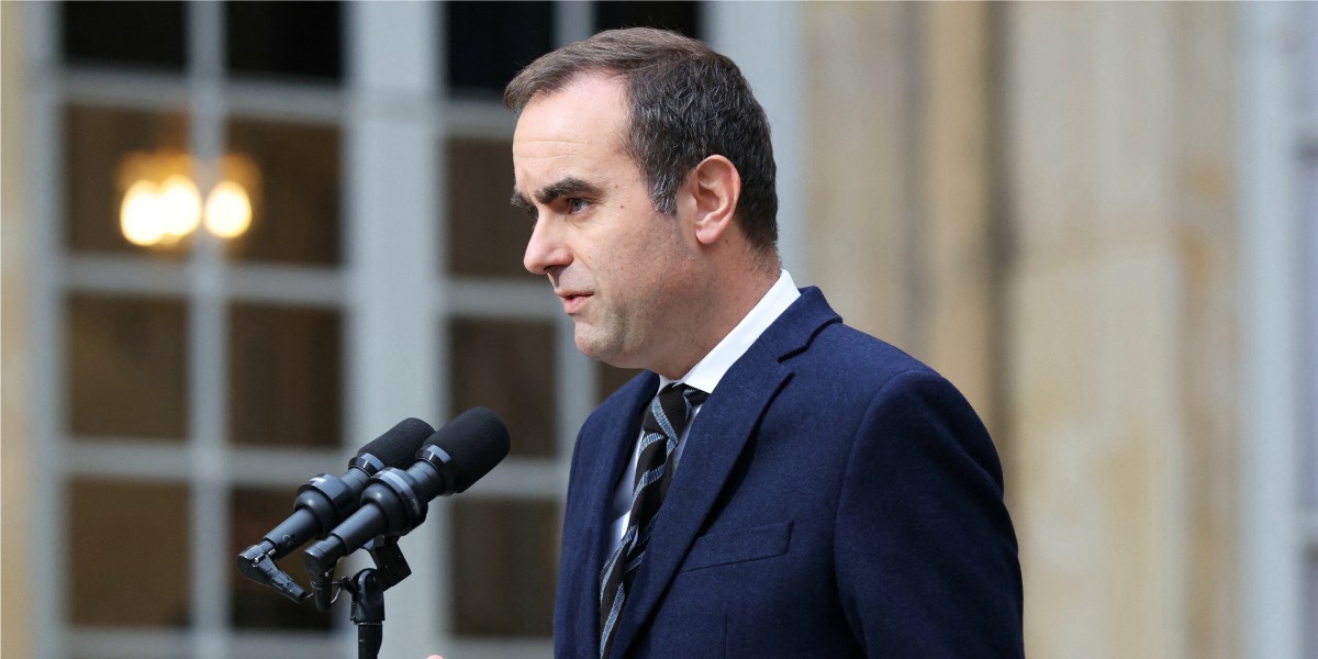 French PM plans new tax on people earning over $378k a year, Les Echos says