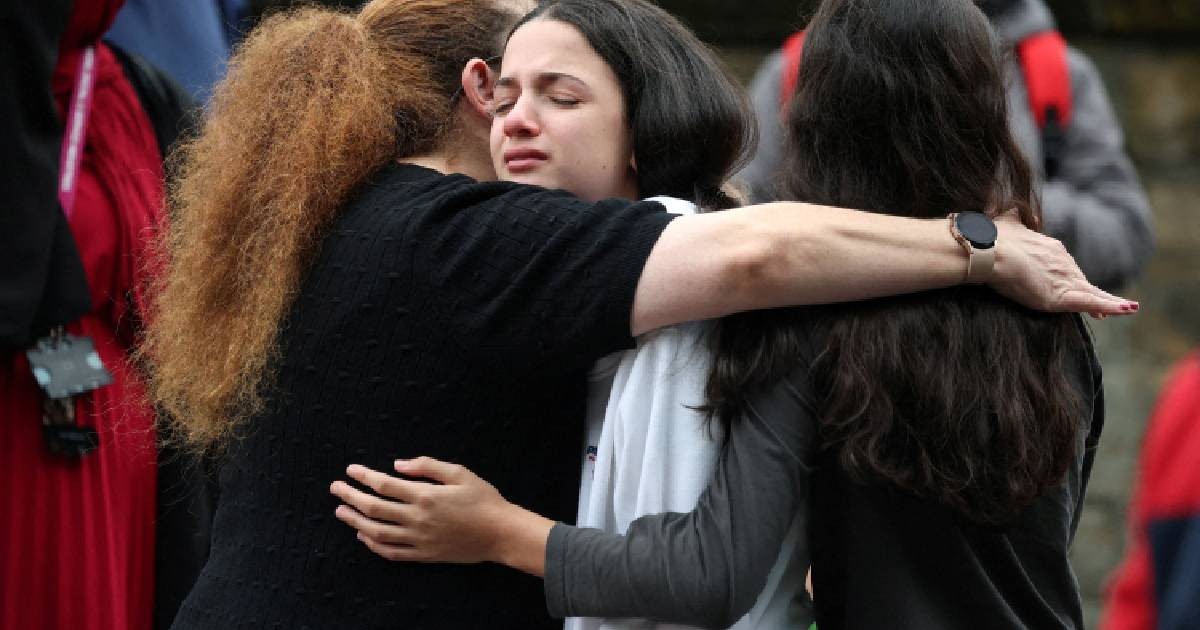 Two dead in attack near UK synagogue on Yom Kippur, suspect shot by police