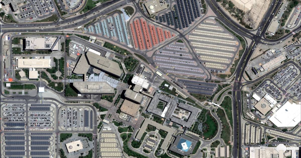 Yemen's Houthis vow more attacks on Saudi airports, oil facilities after Aramco HQ hit
