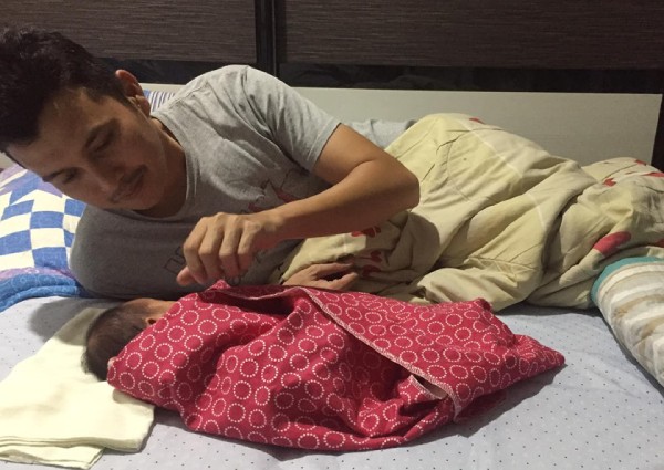 Malaysian dad delivers baby at home with help from emergency hotline