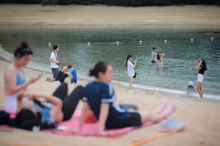 Social gatherings at the workplace will not be allowed from Sept 8: MOH