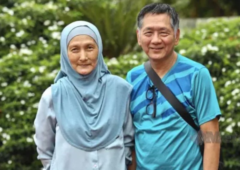 Daily roundup: Singaporean man tracks down sister who was given away, finally meets her after 58 years - and other top stories today