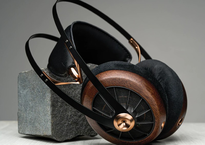 Meze Audio's 109 PRO is a retro-futuristic open-back headphone