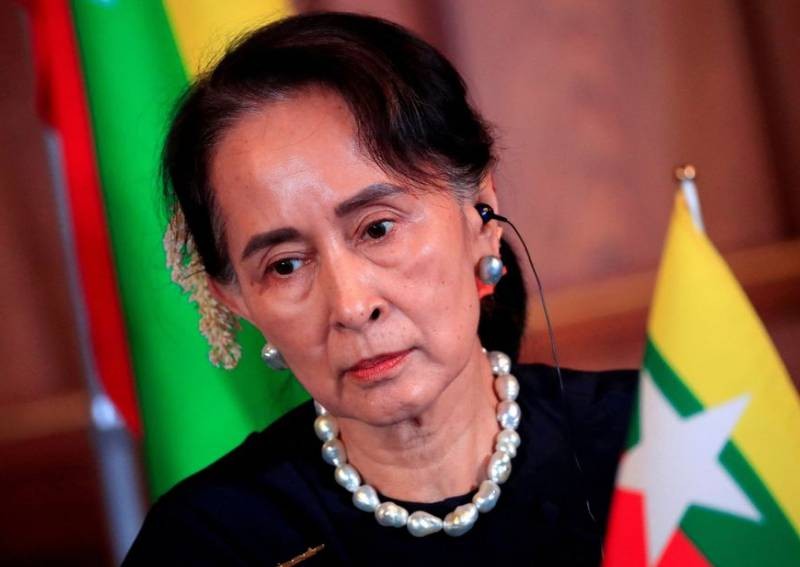 Myanmar court sentences Suu Kyi and Australian economist to 3 years in jail