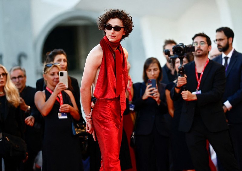 Timothée Chalamet sinks his teeth into Venice cannibal flick Bones and All