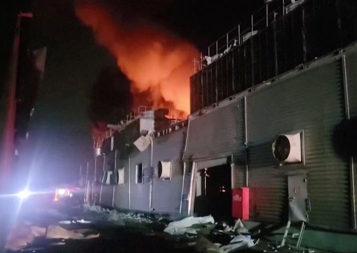 1 dead, 10 missing in Taiwan golf factory fire
