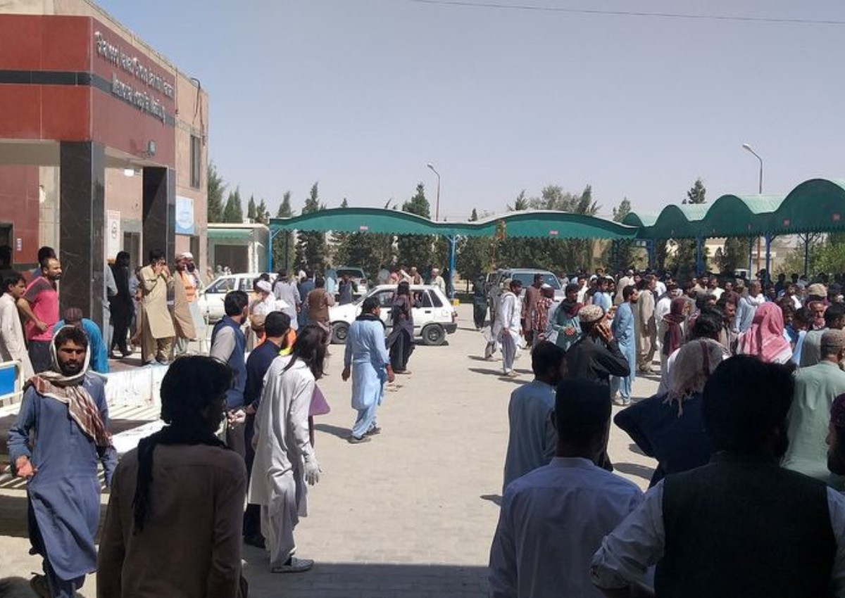 Suicide blast in Pakistan kills at least 52, more than 50 injured