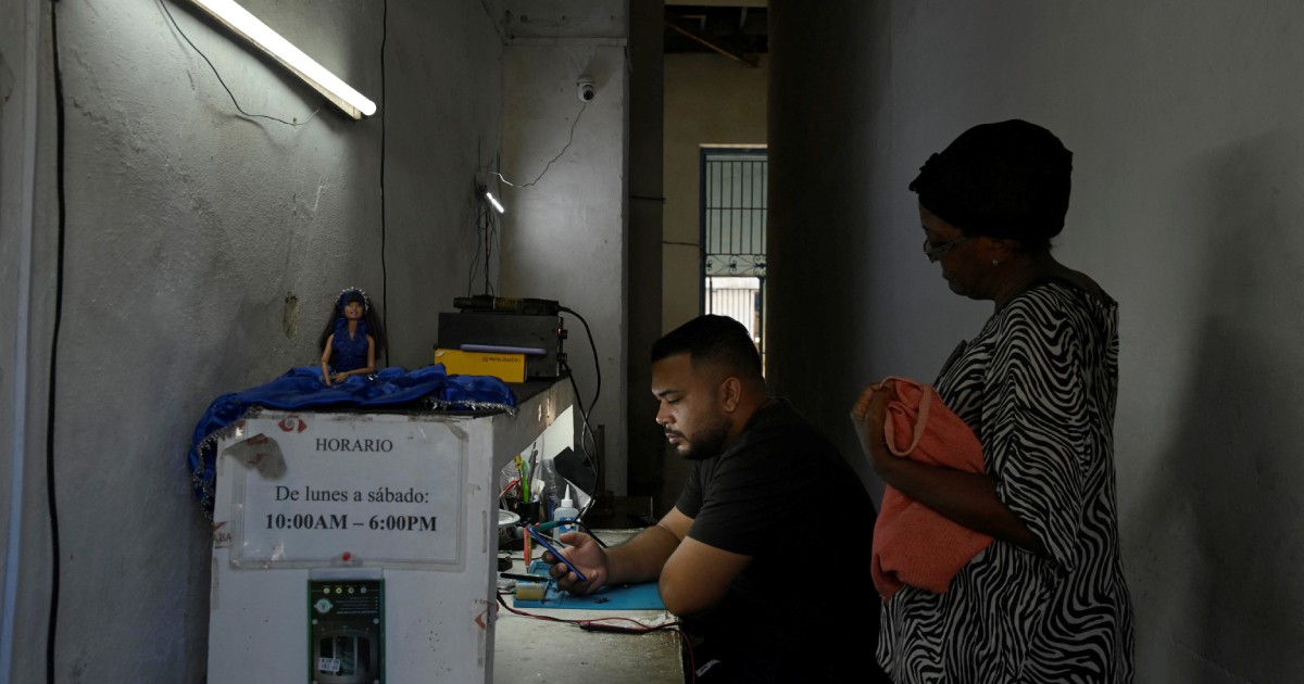 Cuban capital back to normal, recovery moves forward from national blackout