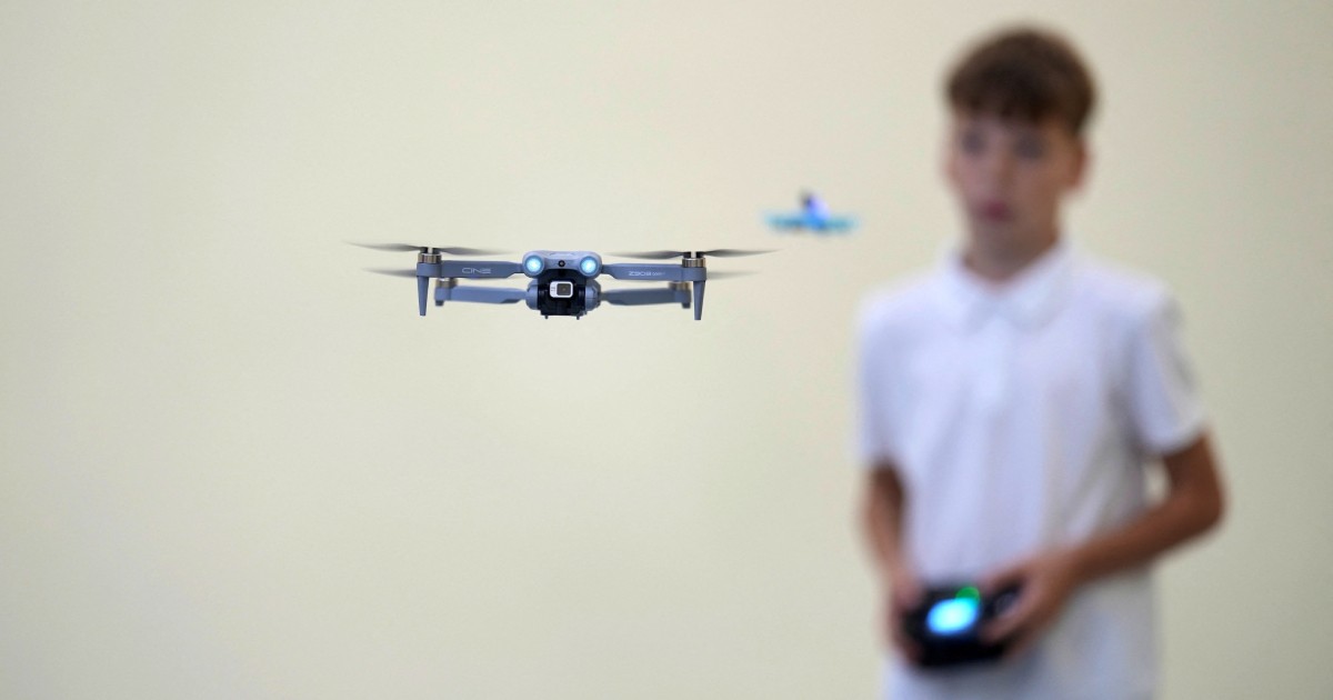 Lithuania teaches children to fly drones on border with Russia