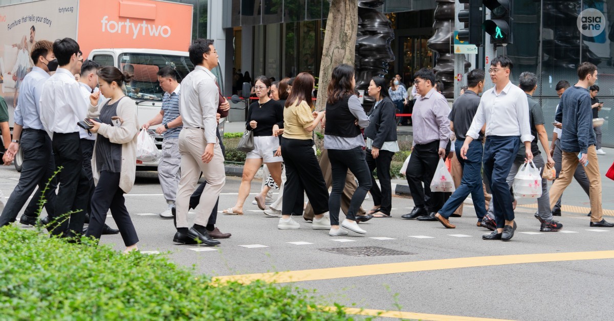 Daily roundup: Singapore’s population rises to 6.11 million; citizen numbers up by 0.7% — and other top stories today