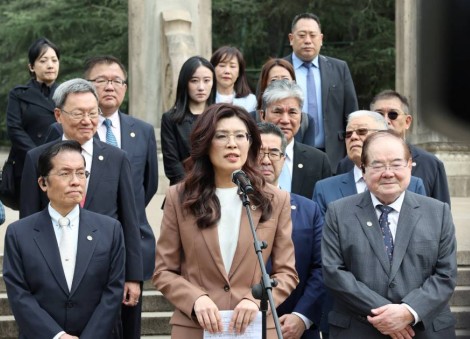 Birds not missiles should fly in the skies, Taiwan opposition leader says in China