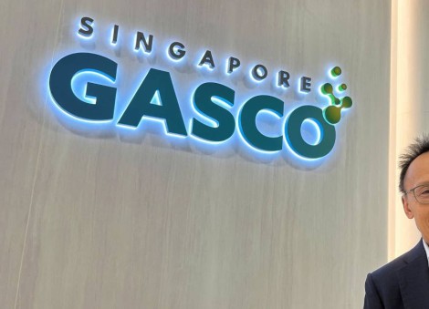 Singapore GasCo secures extra LNG cargoes, eyes term deals despite war volatility