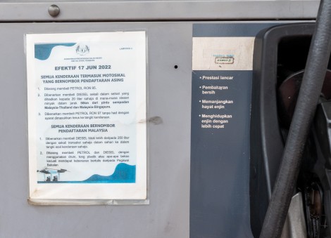 Malaysia detains 2 tankers suspected of illegally transferring diesel