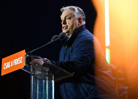 Polls open in Hungary in a key election that could unseat populist Prime Minister Orban