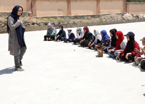 Unicef warns Afghanistan could lose up to 25,000 female health workers, teachers