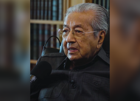 'I no longer have control of my leg': Former Malaysia PM Mahathir on his fall