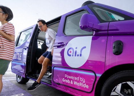 Punggol's first self-driving shuttle service officially opens to the public