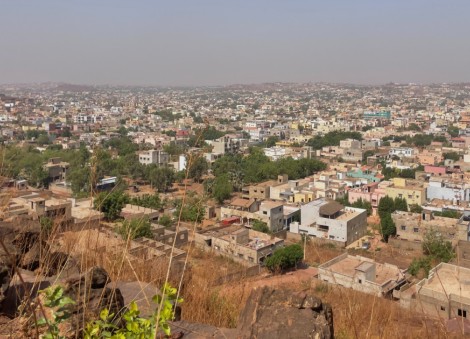 Malian defence chief is killed as jihadis and rebels seize towns and military bases