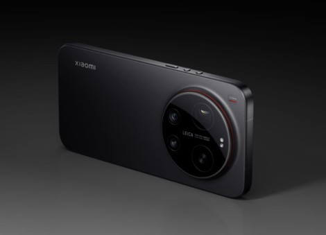 Xiaomi 17 Ultra: How its Leica optics and mechanical zoom are pushing smartphone cameras further