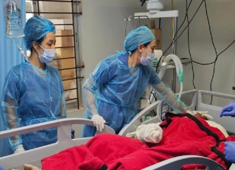 SGH medical team comes home after Dhaka mission to help treat burn victims from fighter jet crash